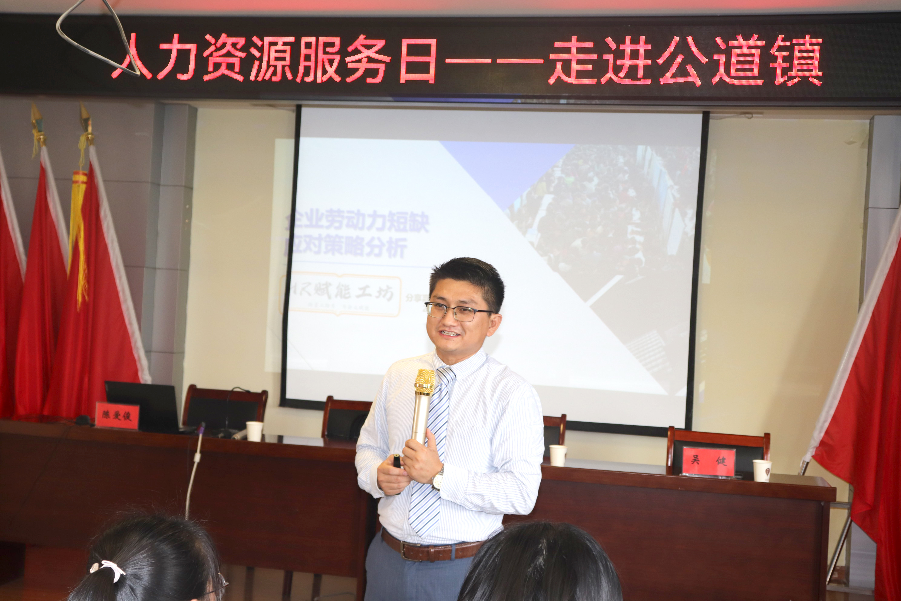 1698028662535680.jpg IMG_4989.JPG