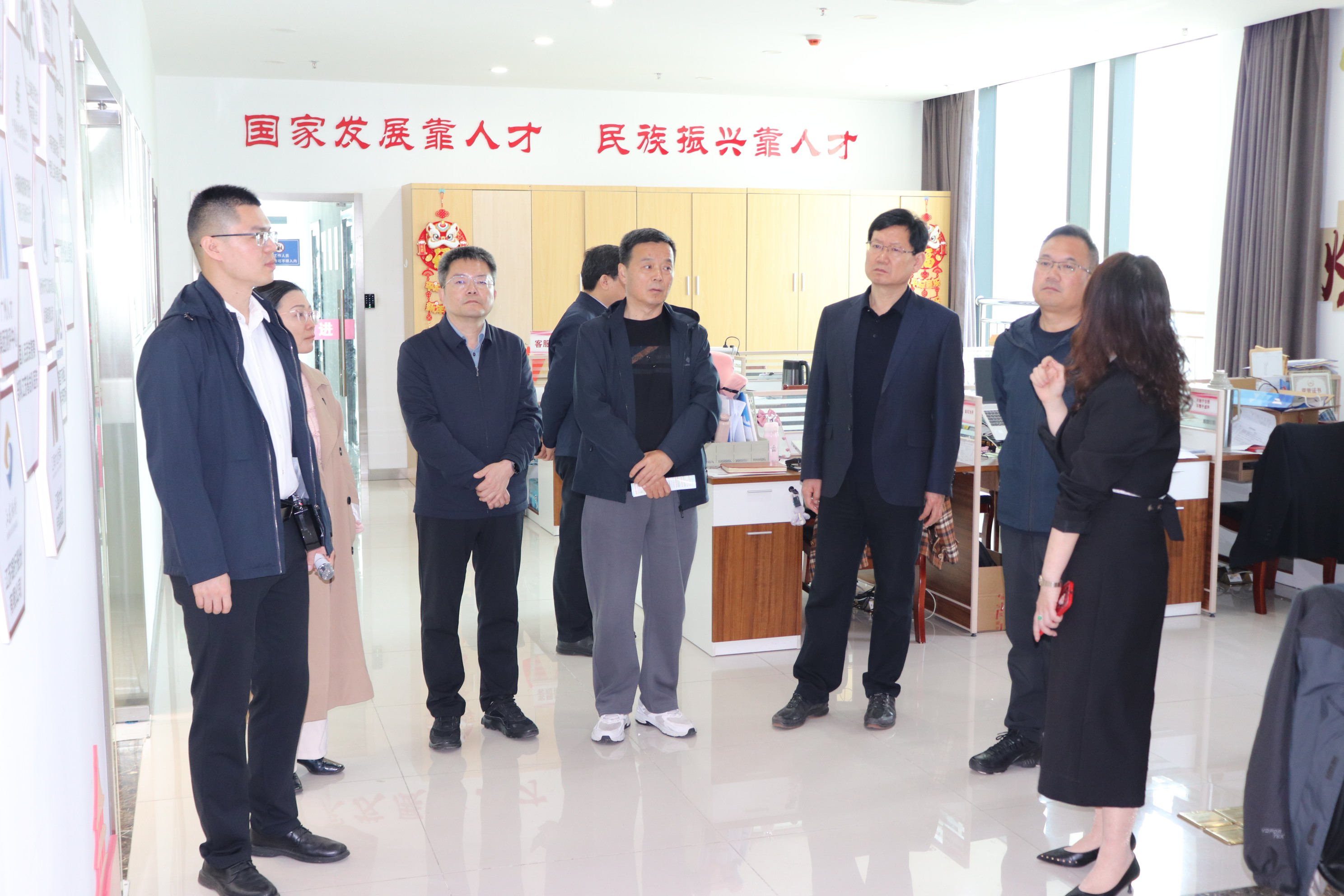 1712740799134306.jpg IMG_8666.JPG